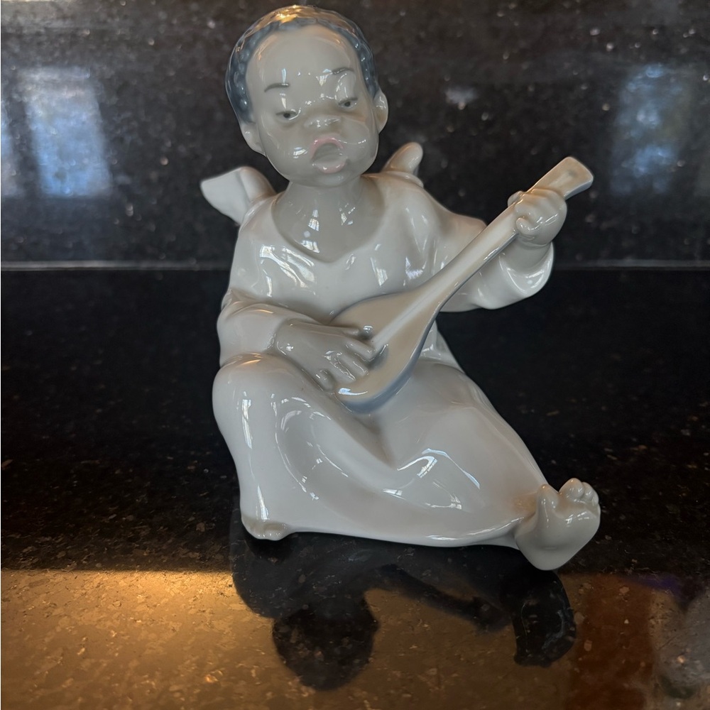 Lladro #4537 Angel With Lute from The Black Legacy Collection.  Great condition